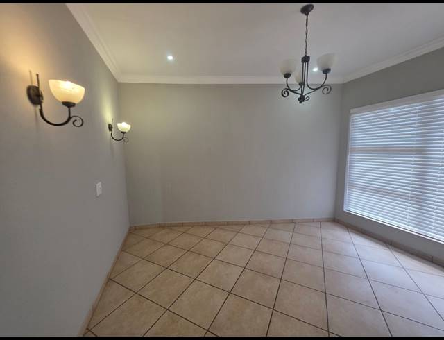 3 BEDROOM HOUSE TO LET IN VANDERBIJLPARK SE 3